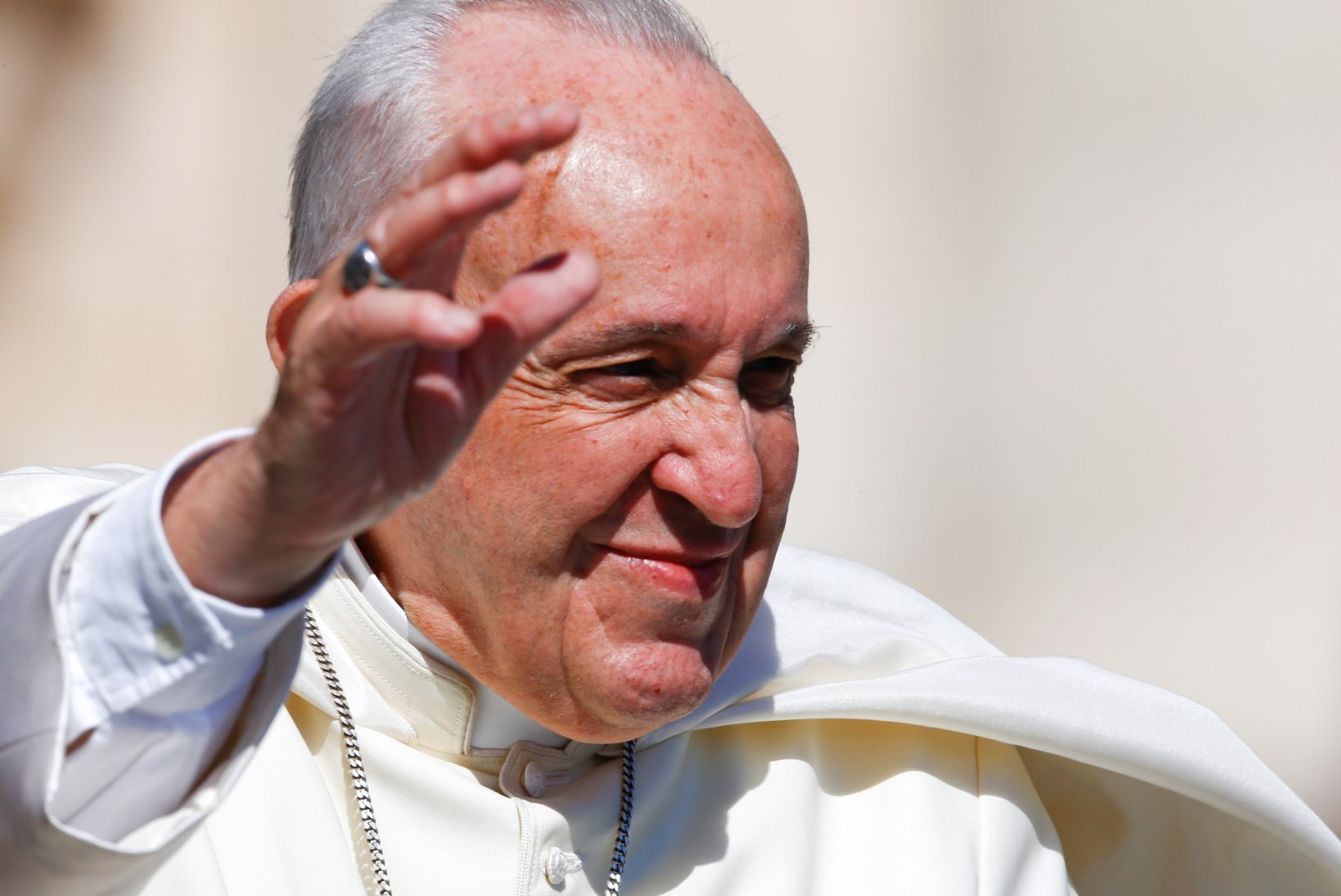 Lätlased saavad paavsti visiidi puhul vaba päeva