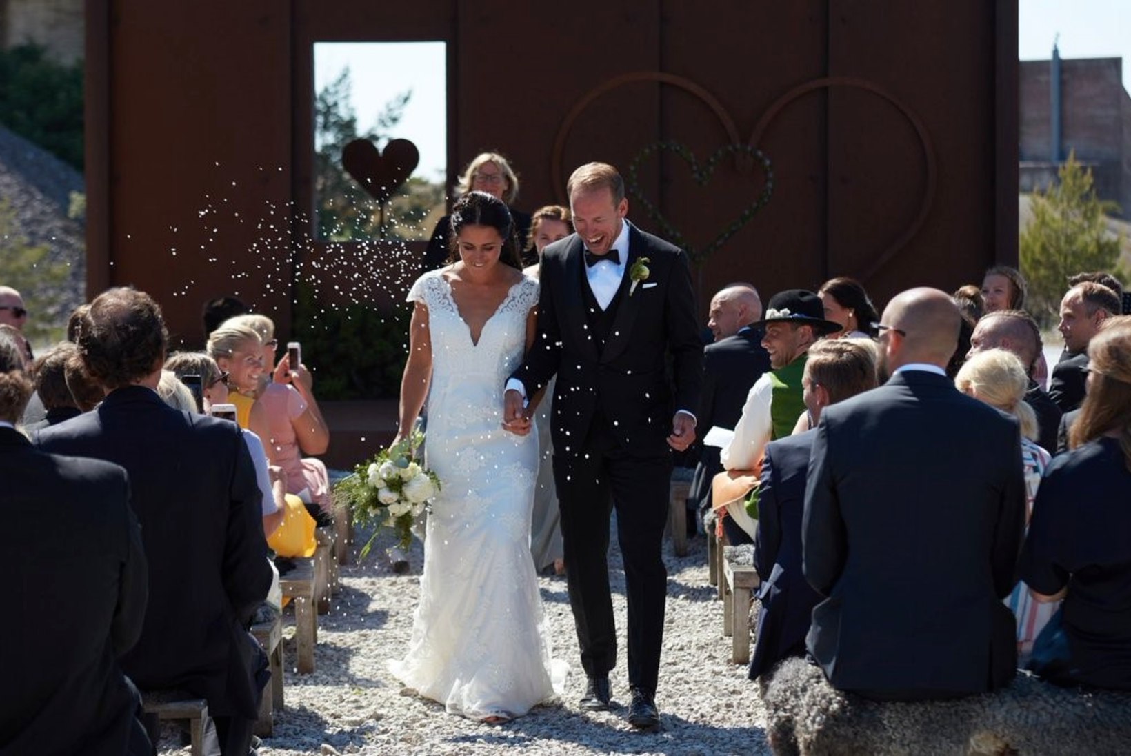 FOTOD | Rootsi suusapaar pidas Gotlandil pulmapidu
