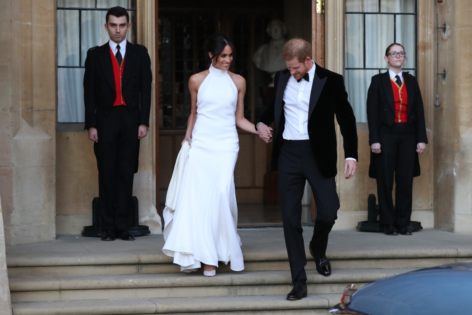 SEE HETK ON KÄES! Prints Harry ja Meghan astuvad Buckinghami palee rõdule!