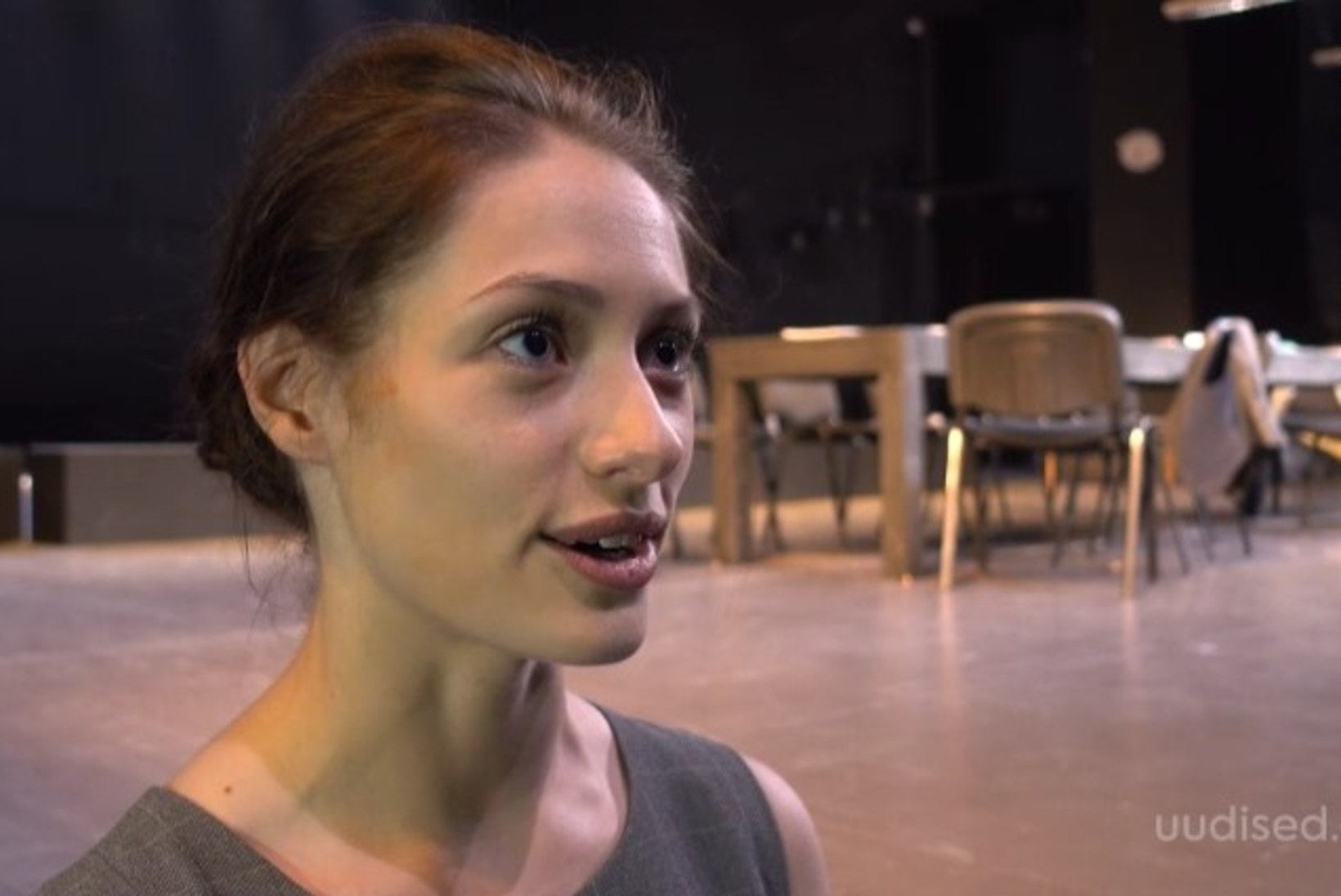 VIDEO | Võluv näitlejanna Ingrid Margus lõpetab lavakunstikooli uhke lõpuetendusega
