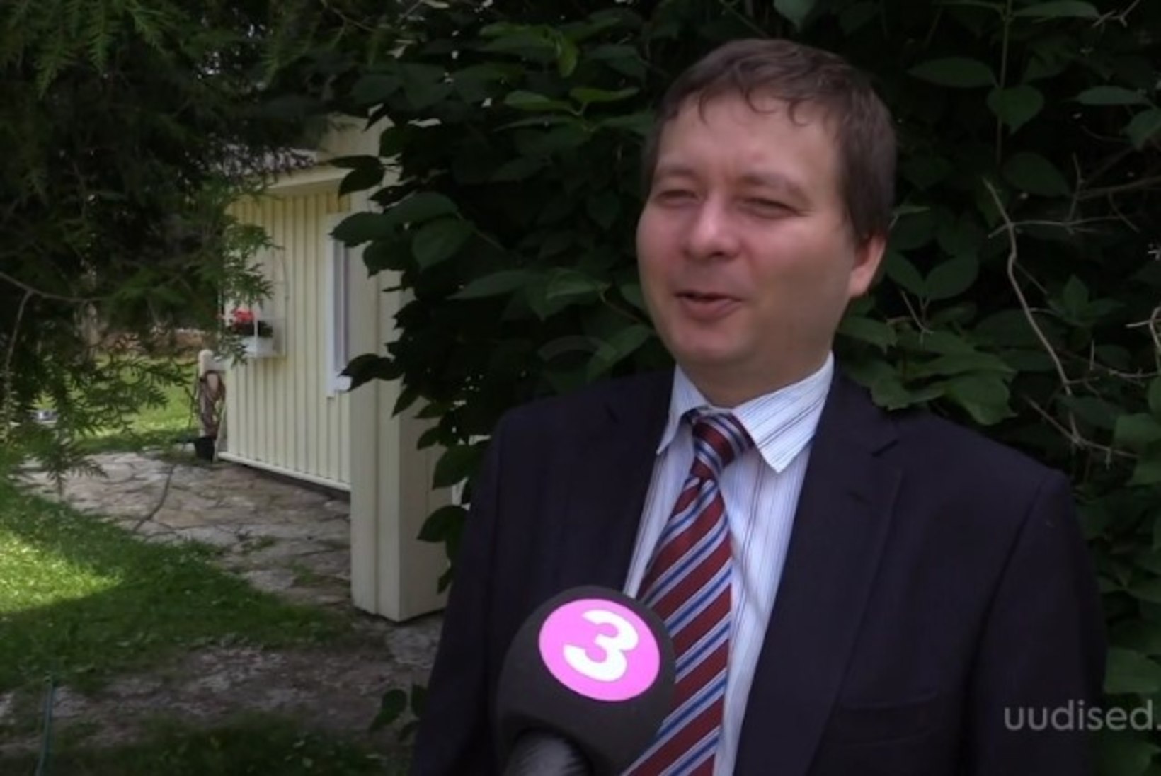 TV3 VIDEO | Lastetusmaksu fänn Peeter Espak võrdleb feministide reaktsiooni rullnokkade käitumisega