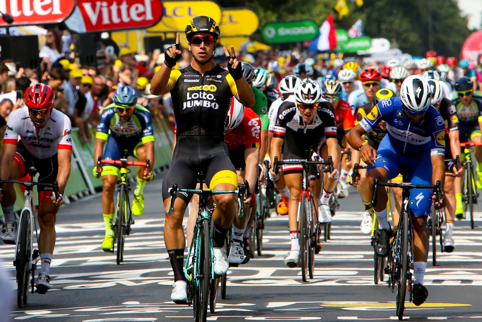 Hollandlane võitis Tour de France'il teise etapi järjest, eestlased peagrupis