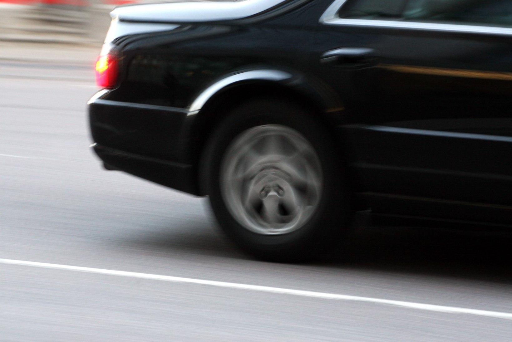 Vastukaja | Saamatuid autojuhte kehtivate seadustega ümber ei kasvata 