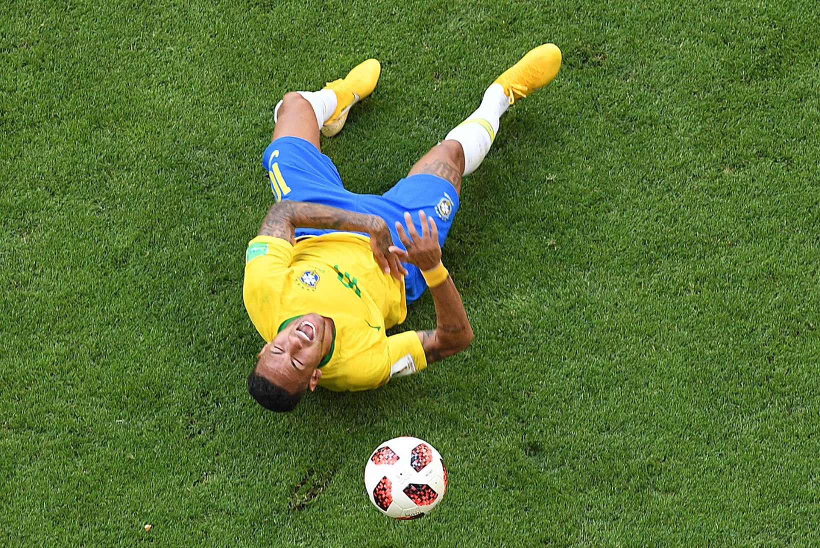 Neymar: kas tõesti arvate, et mulle meeldib, kui neid vigu tehakse? Ei, see on valus!