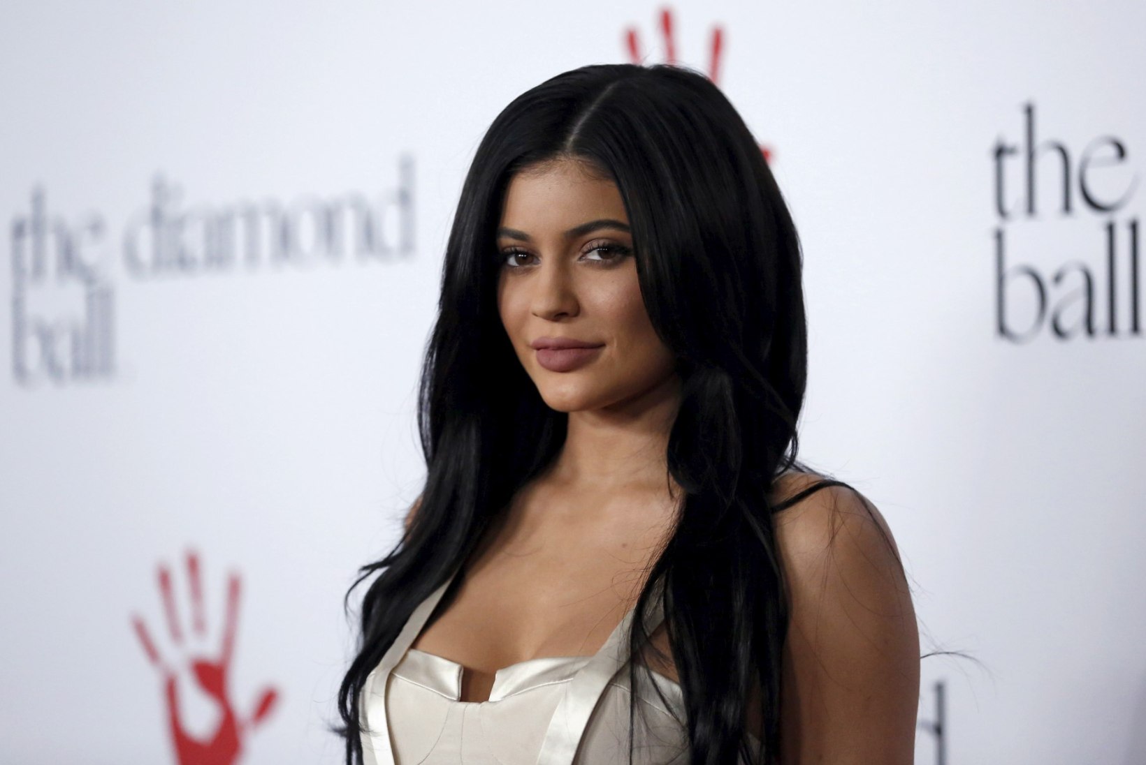 MILJON DOLLARIT POSTITUS! Kylie Jenner (20) on edukaim Instagrami staar