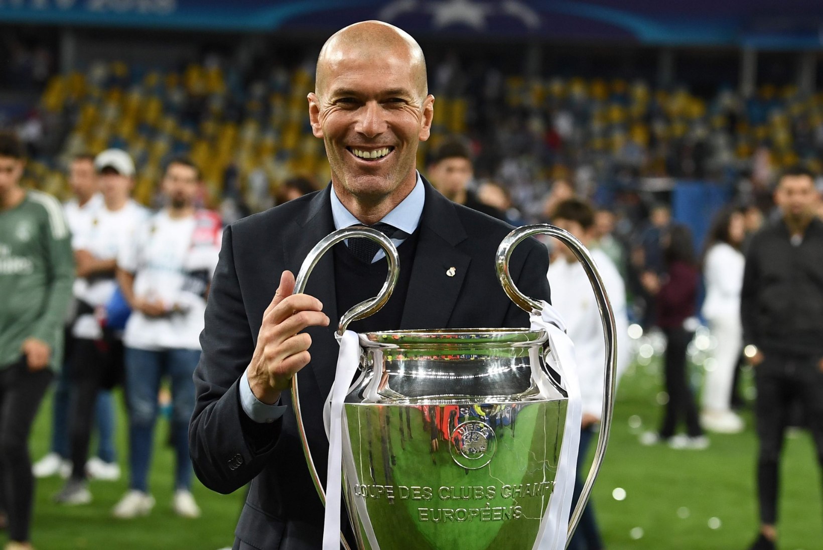 KAS TÕESTI? Briti ajaleht: Zidane võib Manchester Unitedis Mourinho koha üle võtta