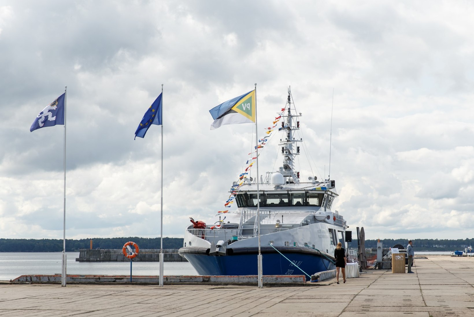 ÕL VIDEO JA GALERII | President uudistas piriivalve uut patrull-laeva