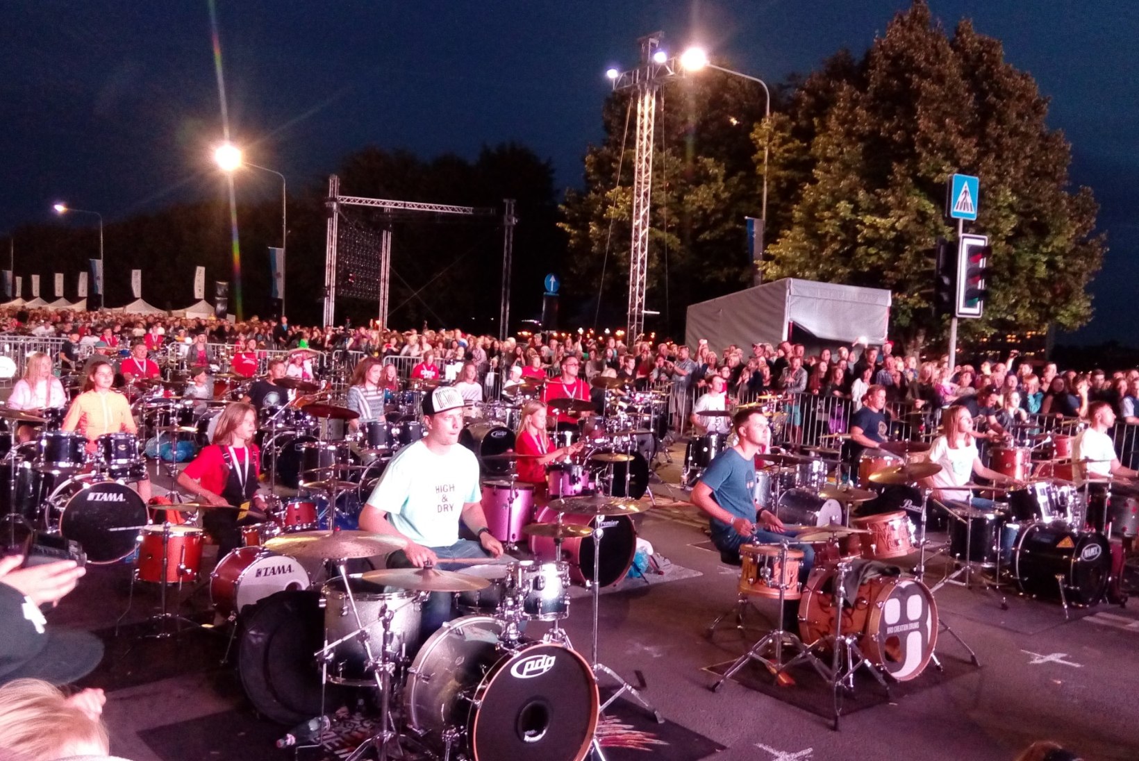 GALERII | Riia päevad tõid kokku üle 300 trummari ja 2000 eestlase