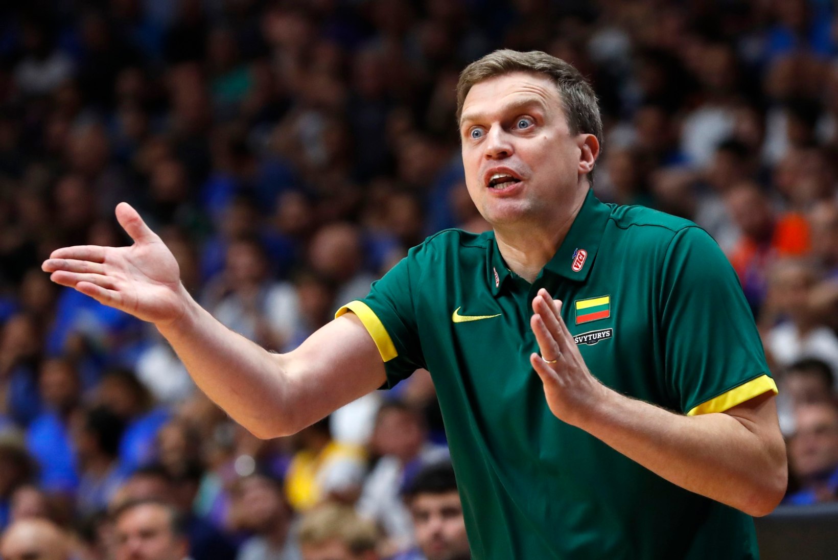 Leedu korvpallikoondis peab MM-valikmängudes läbi ajama põhitegijateta, peatreener püha viha täis