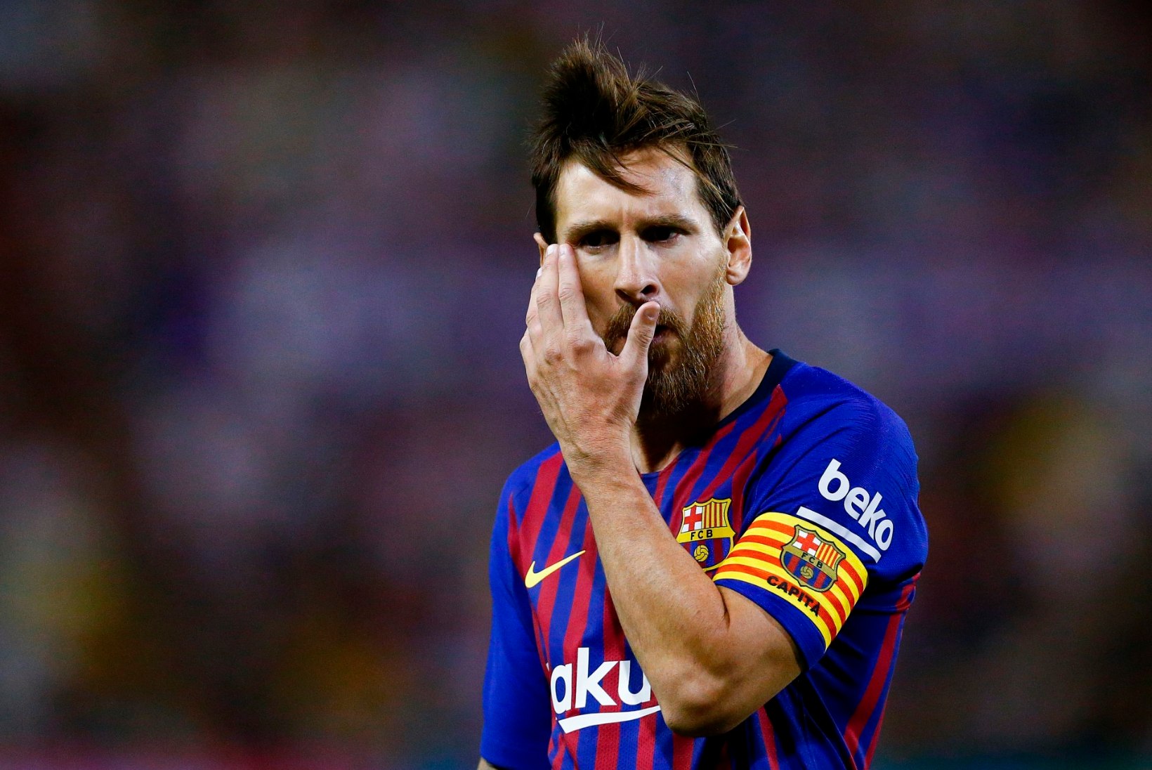 VIDEO | Autogrammi andmisest keeldunud Messi sai sõimata