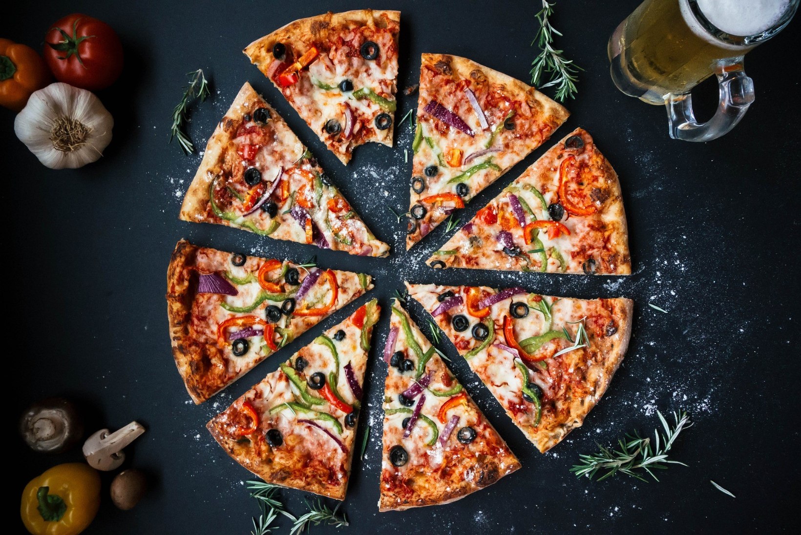 EBAOLULIST STATISTIKAT: kui palju sööb inimene elu jooksul pitsat ja mis on armastatuimad katted?