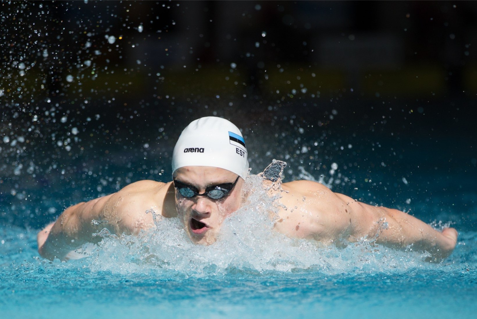 Daniel Zaitsev jõudis ujumise EMil hiilgava Eesti rekordiga poolfinaali!