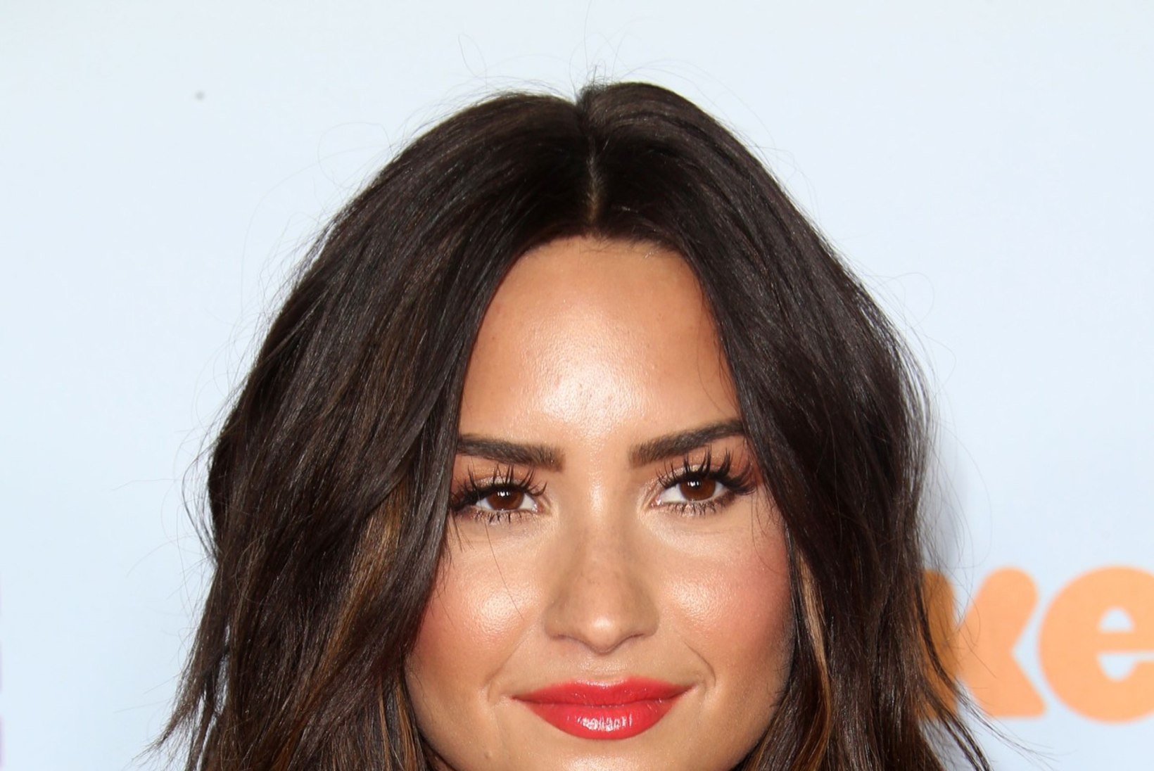 Üledoosi saanud Demi Lovato suundus võõrutusravile