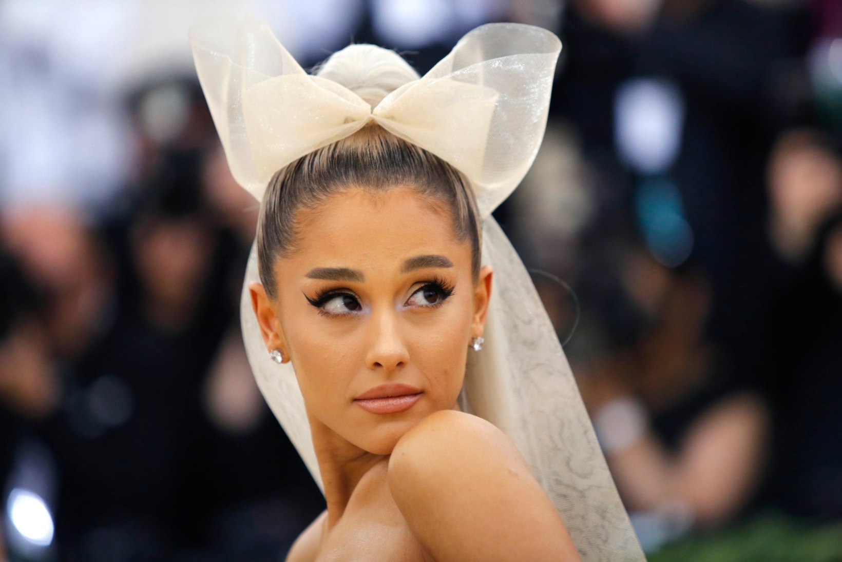 Ariana Grande mälestab surnud ekskallimat