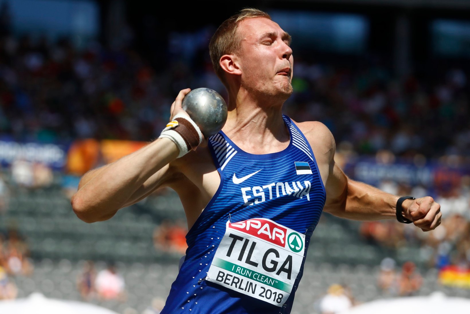 Mitmevõistleja Karel Tilga vigastas rängalt kätt, võistluspaus venib väga pikaks