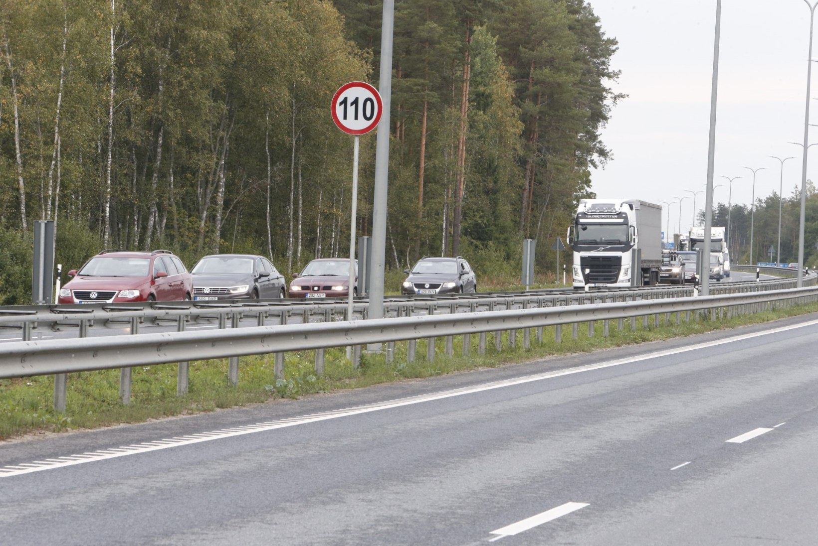 GALERII | Tallinna ringteel on kilomeetrite pikkune ummik