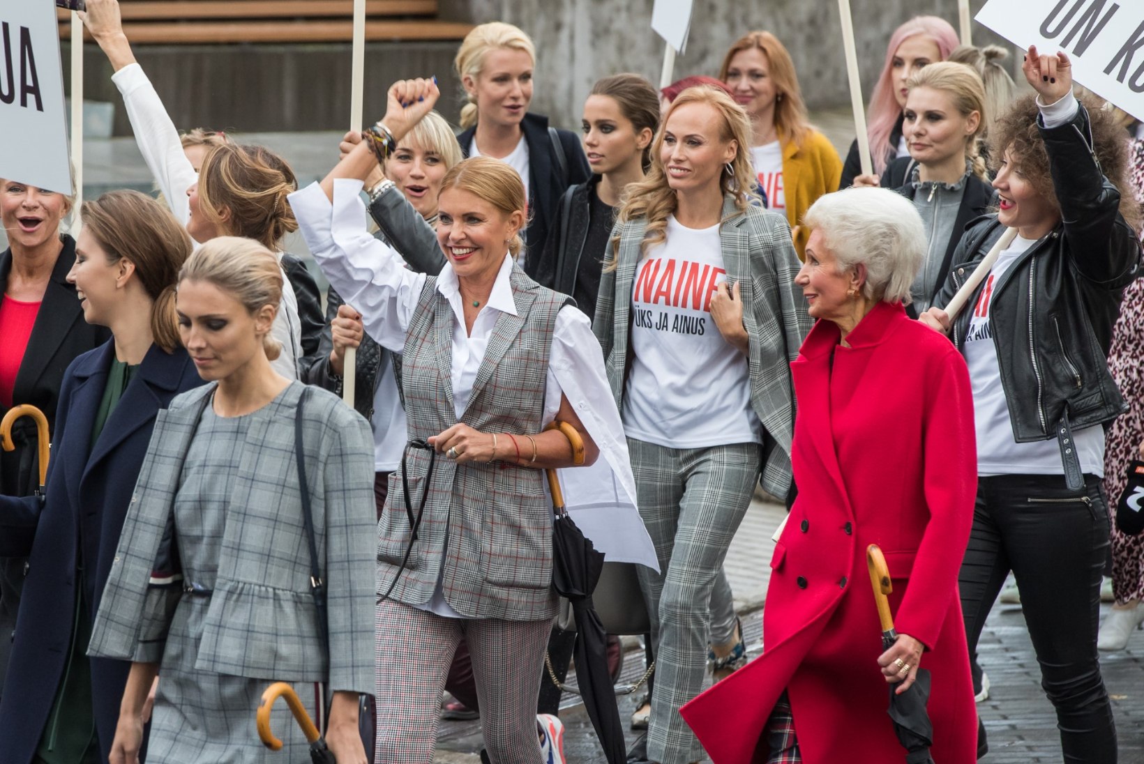 PILDID JA VIDEO | Mehed on muutunud eesti naiste jaoks luksusaksessuaariks, seega lähme välismaale!