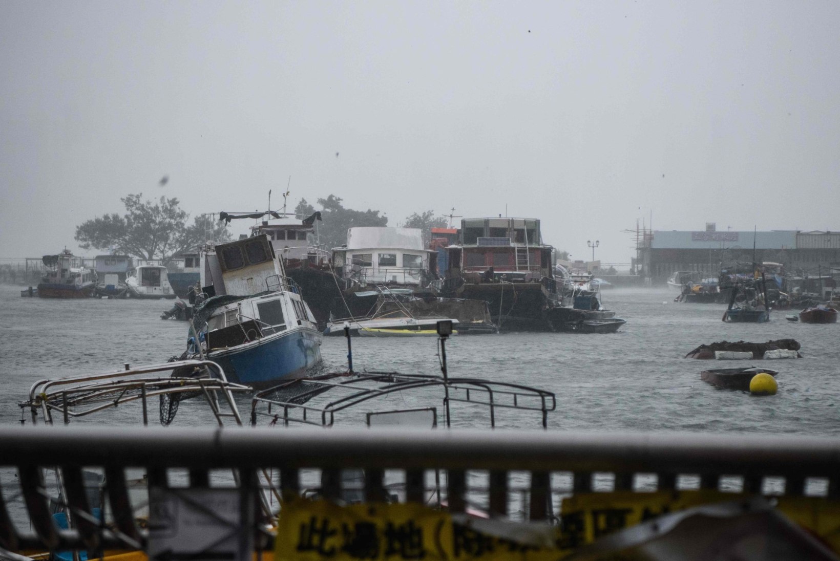 FOTOD | Taifuun Mangkhut on Filipiinidel tapnud 49 inimest