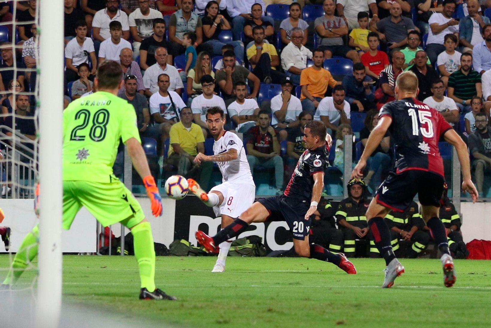 NII SEE JUHTUS | Cagliari sai Milani vastu punkti kätte, kergejõustikus purustati maailmarekordeid