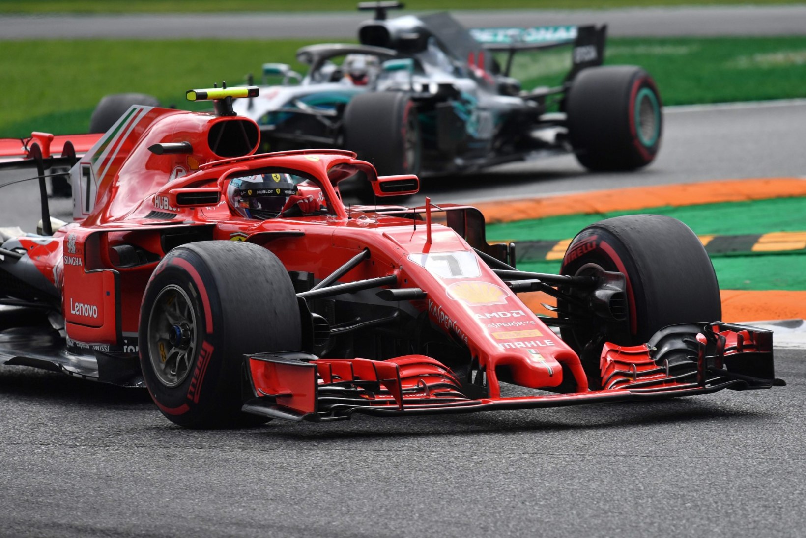 FOTOD | Täiesti ribadeks sõidetud rehvid maksid Räikkönenile etapivõidu
