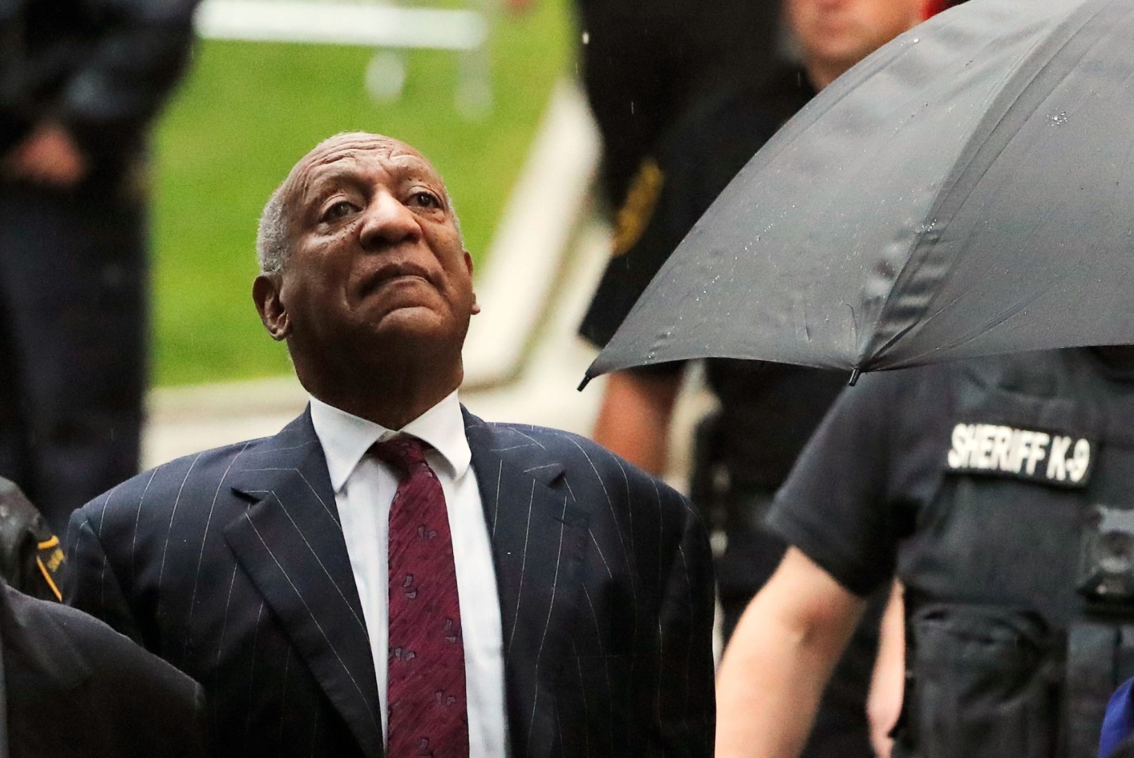 SÜÜDI: Bill Cosby läheb seksuaalrünnaku eest vähemalt kolmeks aastaks vangi