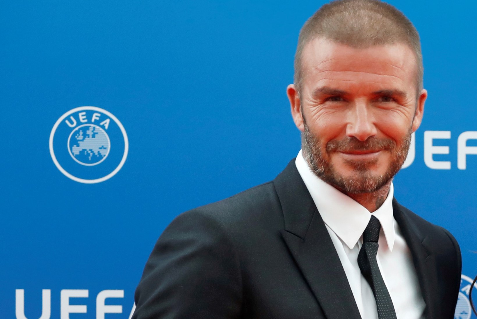 David Beckham kasutab hõreda pealae varjamiseks aerosooli?!