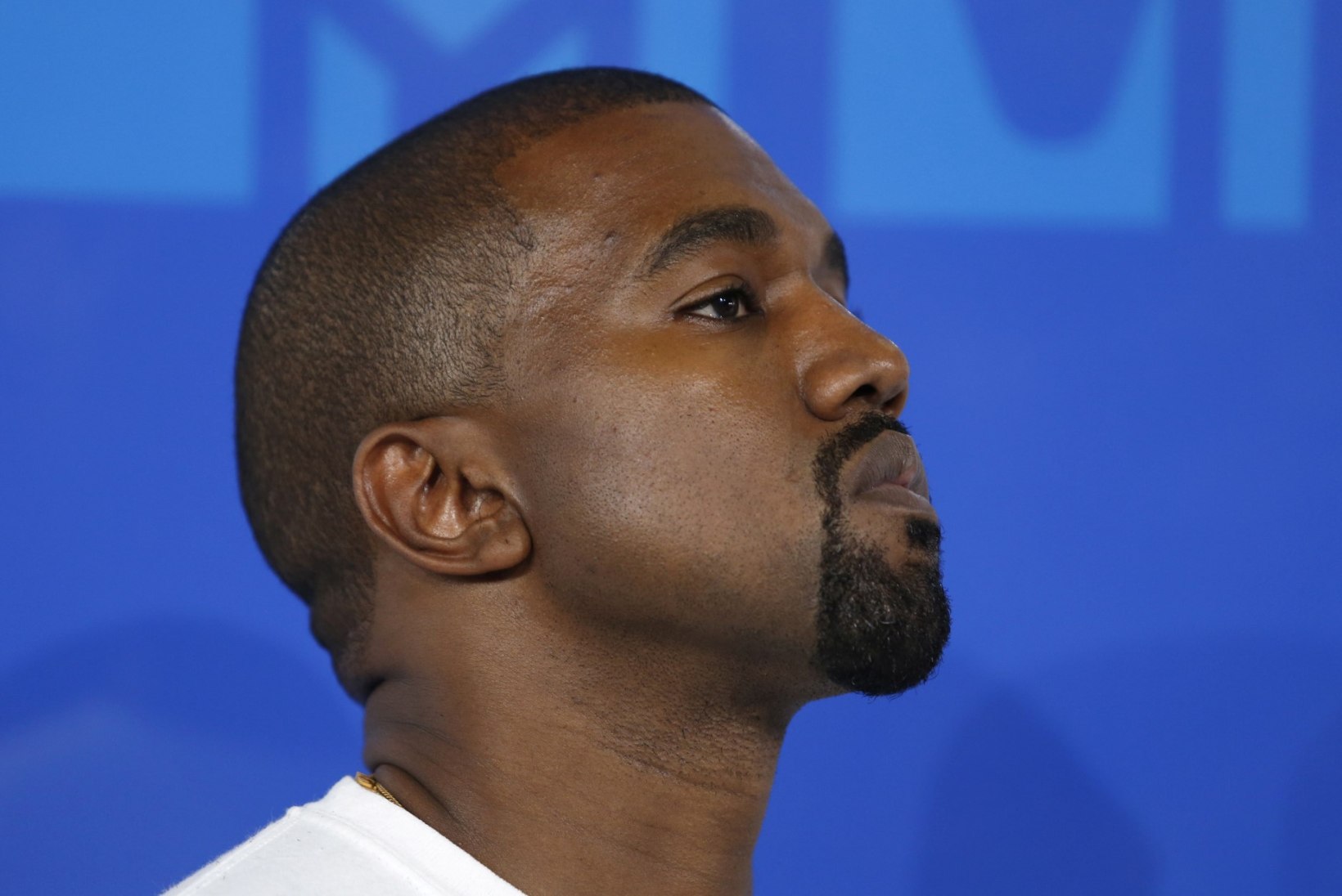 Kanye West muutis nime
