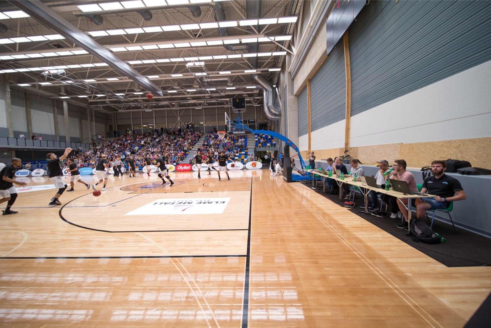 FOTOD | Vaata, milline näeb välja esimest suurt mängu võõrustav uus Tartu korvpallisaal