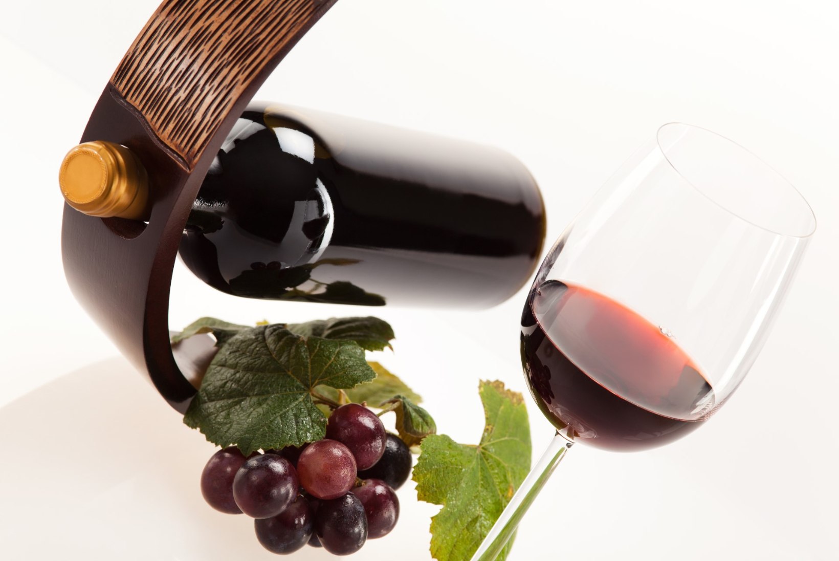 MIGREEN VÕI POHMELL: On see peavalu tõesti punasest veinist?