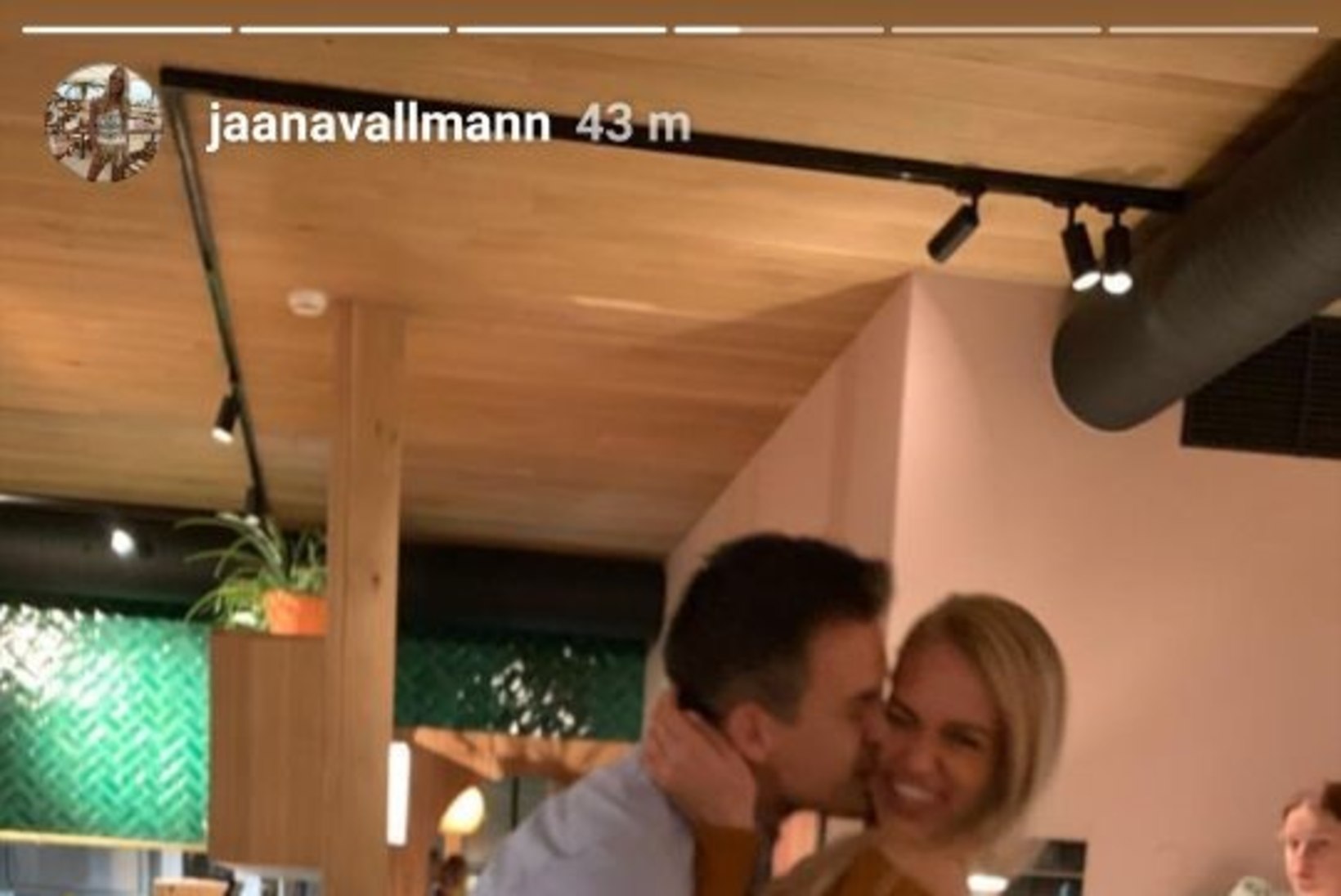 FOTOD | Hispaania ralliäss lõbutses koos Eesti neiuga Tallinna restoranis