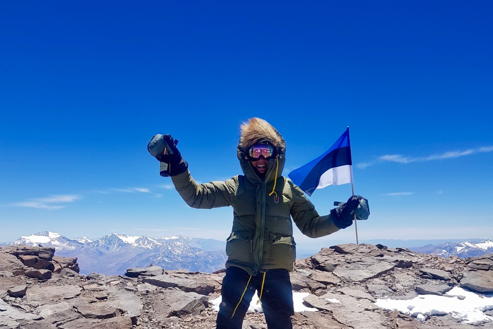 Kolmeks kuuks seiklema läinud Kertu Jukkum vallutas aasta esimesel päeval pea 7000-meetrise mäetipu