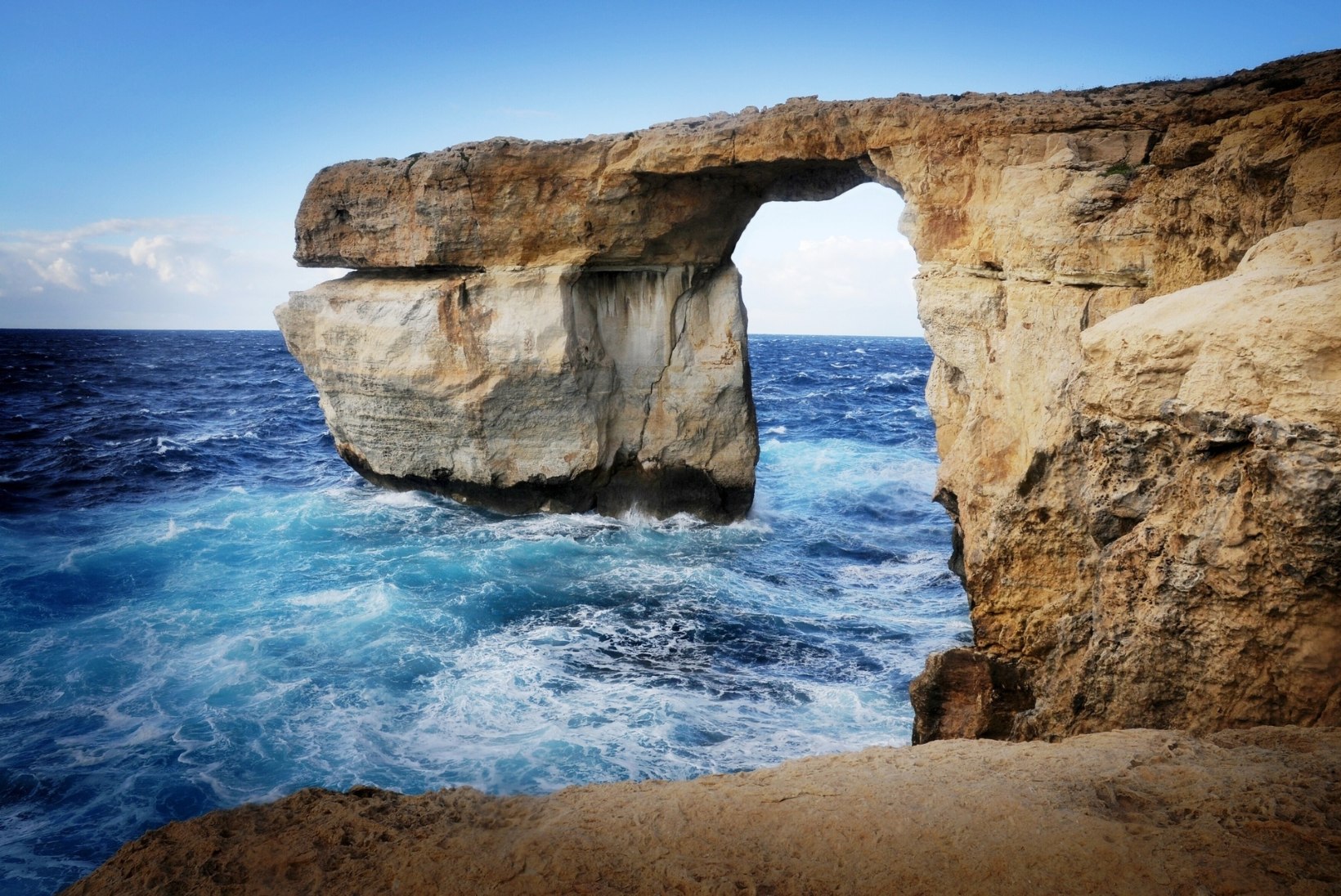 KAITSEKS KAAMOSE VASTU: Maltal jagub suvesoojust veel novembriski 