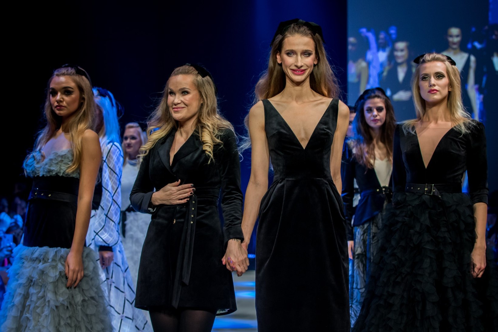TFW | SUUR MOEGALERII | Tallinn Fashion Weeki teine päev tõi esile tänapäevaste naiste rõivamoe