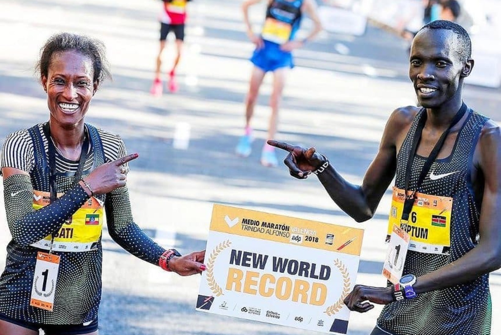 JÄLLE DOPING: Mullu maailmarekordi püstitanud Keenia tippjooksjale määrati nelja-aastane võistluskeeld
