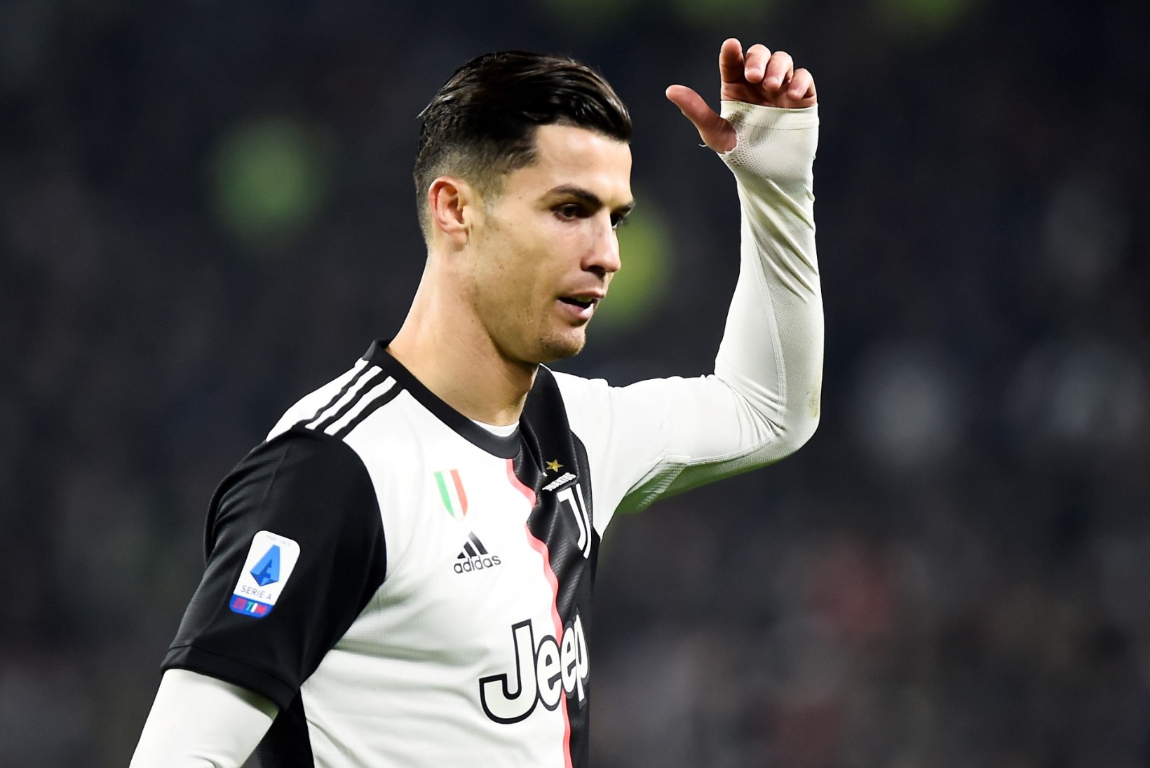 Legendaarne Itaalia jalgpallitreener kannab Cristiano Ronaldo maha: ta pole kolm aastat kellestki mööda triblanud