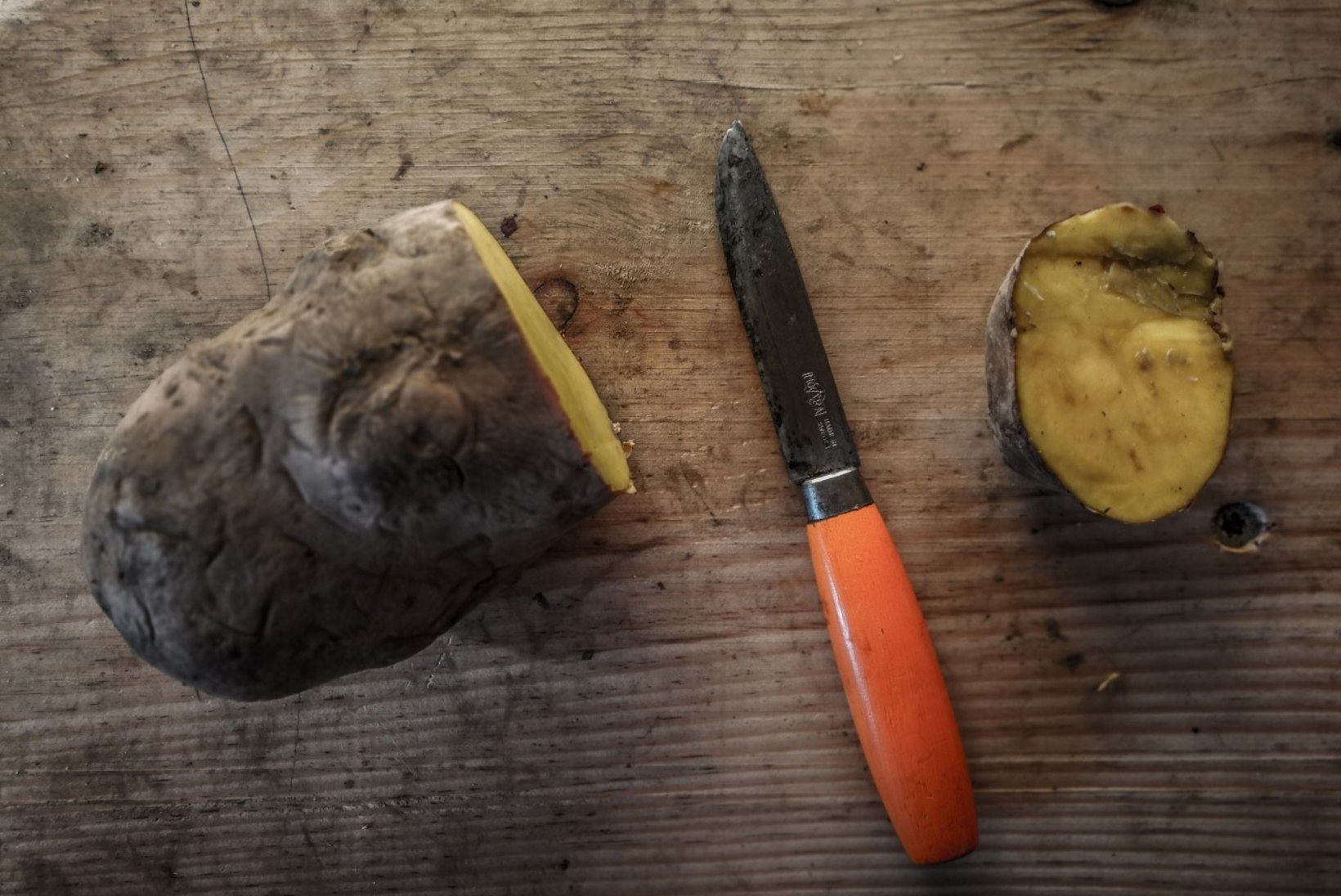VIDEO | Nuga roostest puhtaks kartuliga!