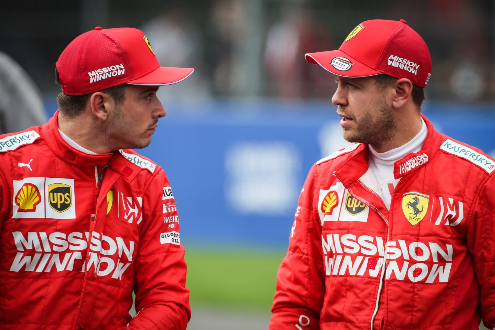 TWITTERI-MÖLL | „Mullu rikkus Vettel Räikköneni hooaja, nüüd teeb ta sama Leclerciga.“