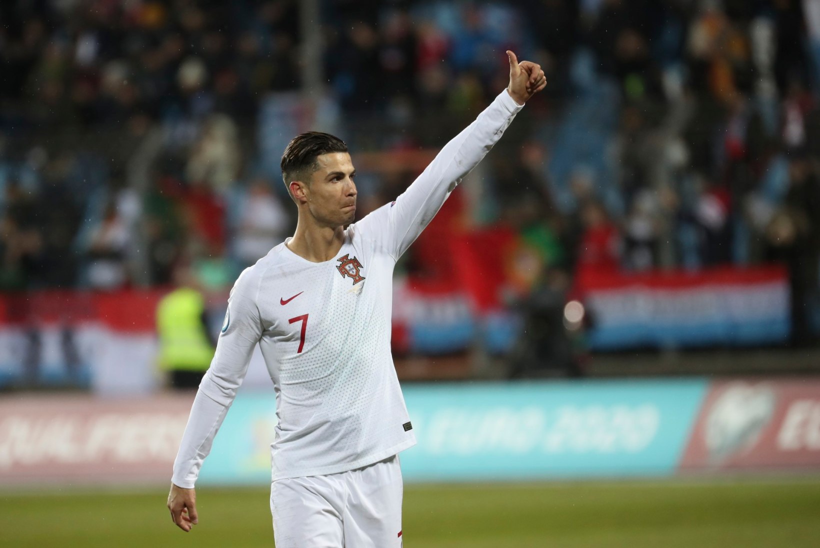 Portugali võidule aidanud Ronaldo pakatas pärast mängu enesekindlusest: purustan kõik rekordid!
