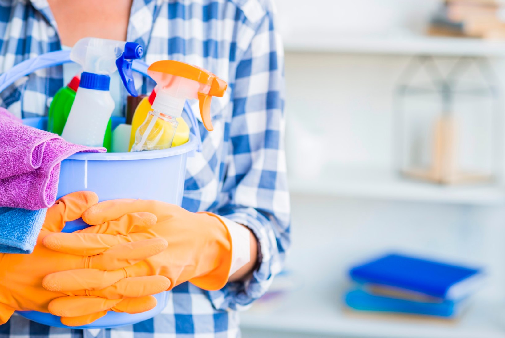 Spetsialist annab nõu: kuidas leida oma koju sobiv koristaja?