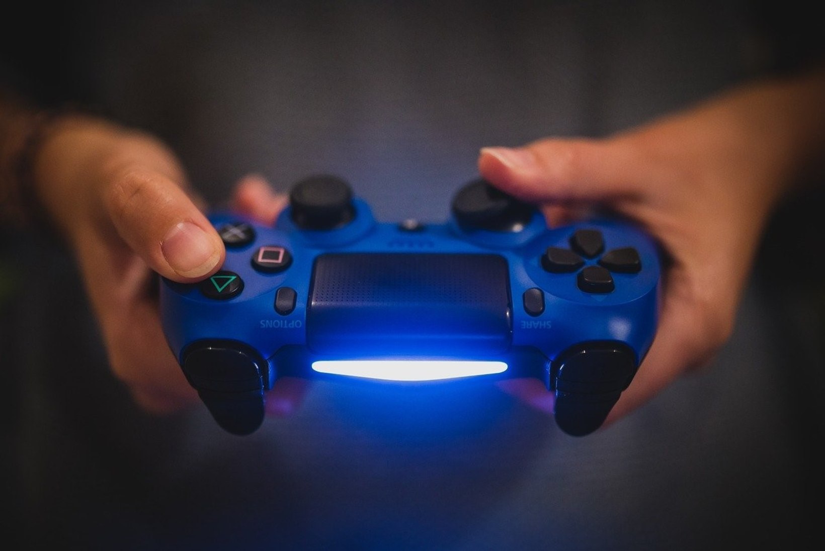 KUUM KÕLAKAS: PlayStation 5 ilmub tuleva aasta novembris, hinnaks 500 dollarit