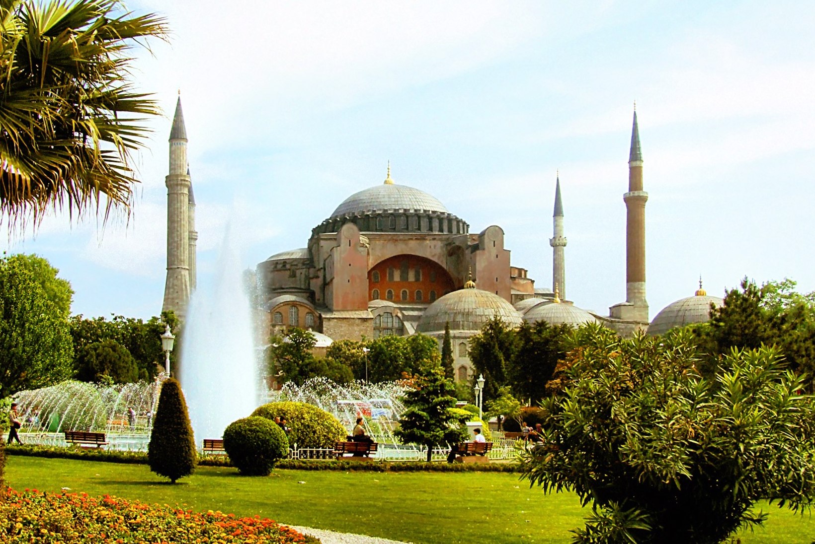 MINEVIKUHETK | 27. detsember: Konstantinoopolis valmis Hagia Sophia kirik