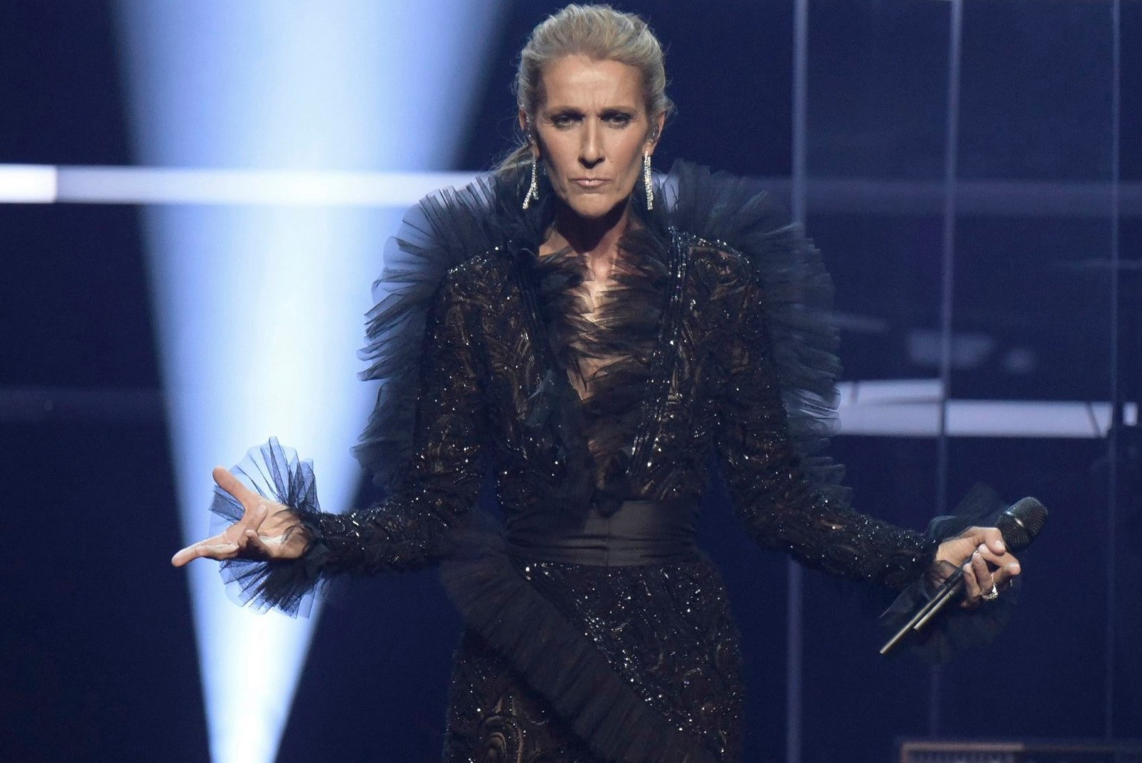 Céline Dioni uut plaati tabas häbiväärne krahh