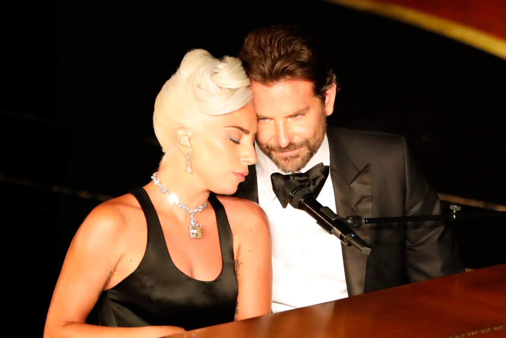 Gaga reageerib kõlakatele: „Jah, inimesed nägid armastust.“