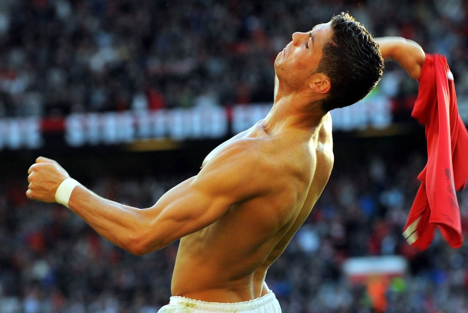 SÜNNIPÄEVAGALERII | Kõigi naiste lemmik Cristiano Ronaldo tähistab hällipäeva
