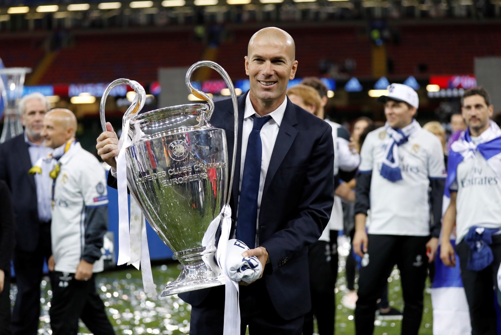Kohutava hooaja teinud Madridi Real nimetas uueks peatreeneriks Zinedine Zidane'i!