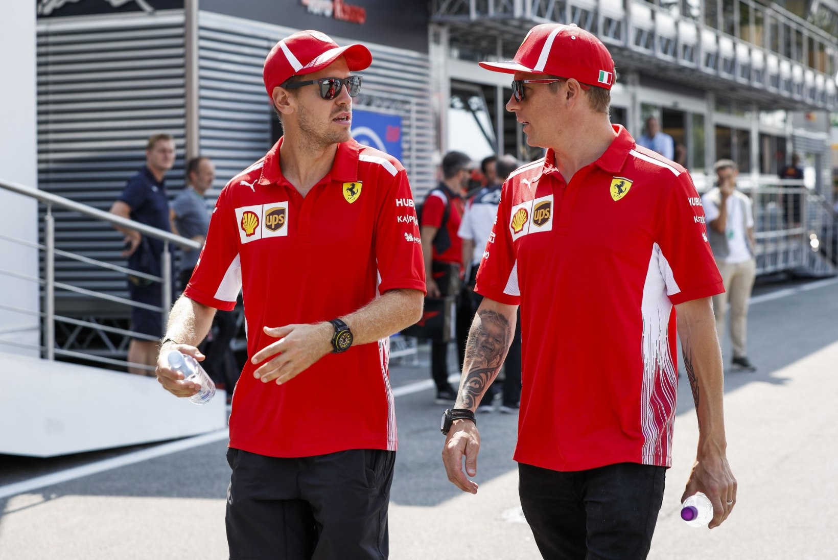 Tormihoiatus? Vanameister Räikkönen näitas treeningul Ferraridele hambaid
