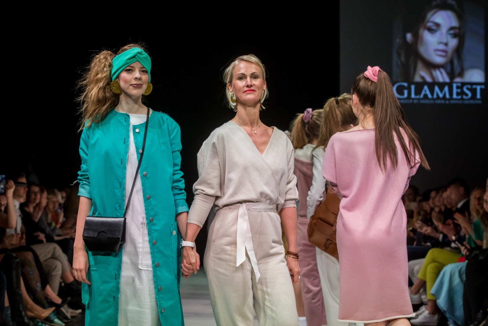 TFW 2019 | Marilin Sikkal armastab sportlikke rõivaesemeid ja efektseid 80ndate stiilis soenguid