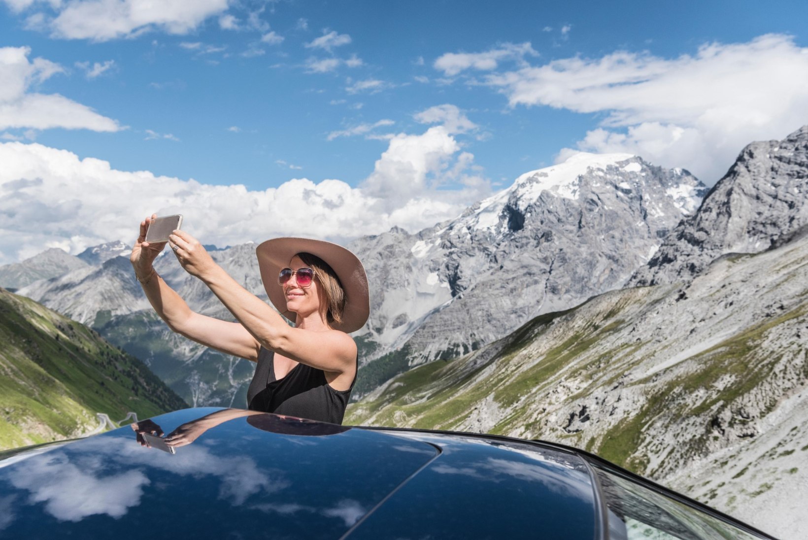 MAANTEEDE ÕUD JA ILU: Kuidas ma Šveitsi kõige kuulsamal mägiteel lõksu sattusin