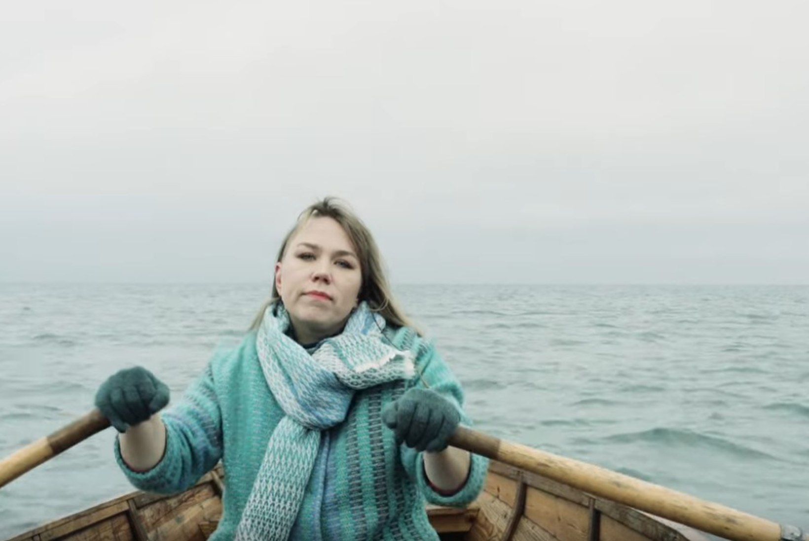 VIDEO | Mari Kalkun avaldas fotograaf Kaupo Kikkasega maagilise muusikavideo