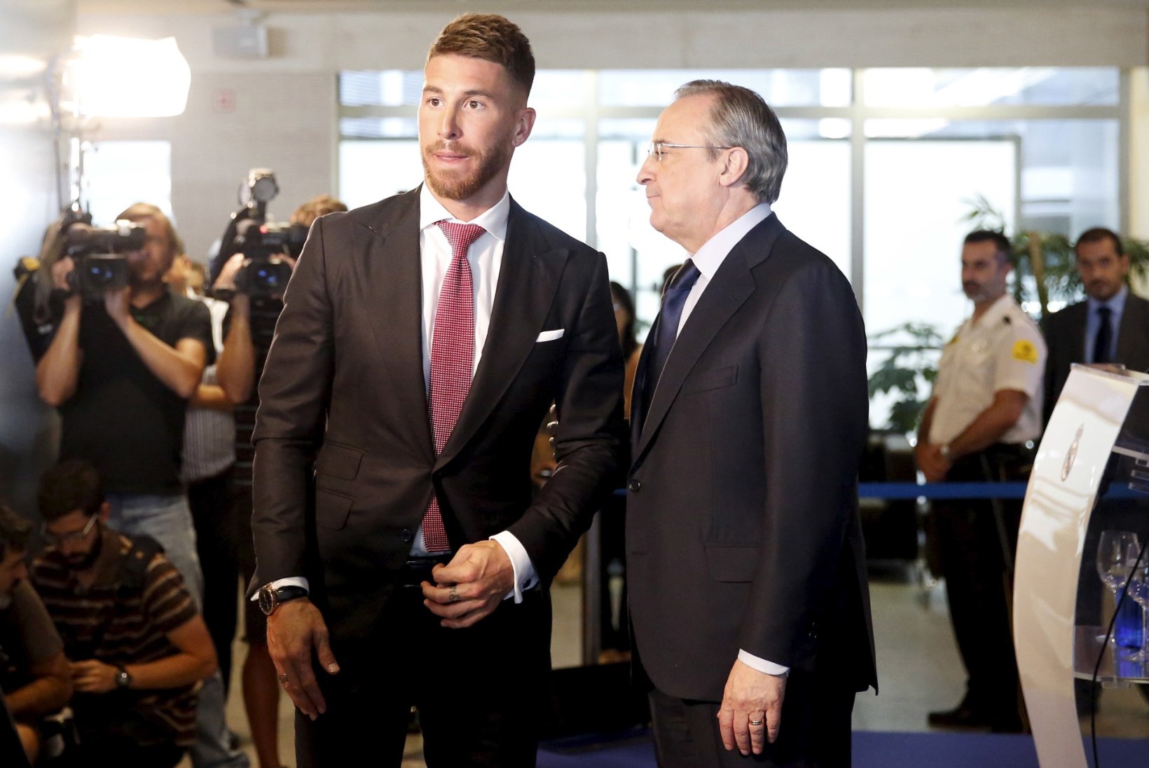 TERAV KONFLIKT | Sergio Ramos Reali presidendile: maksa, ja ma lahkun!